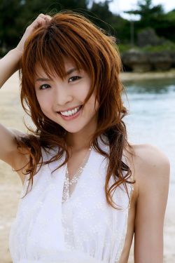 牛莉个人资料
